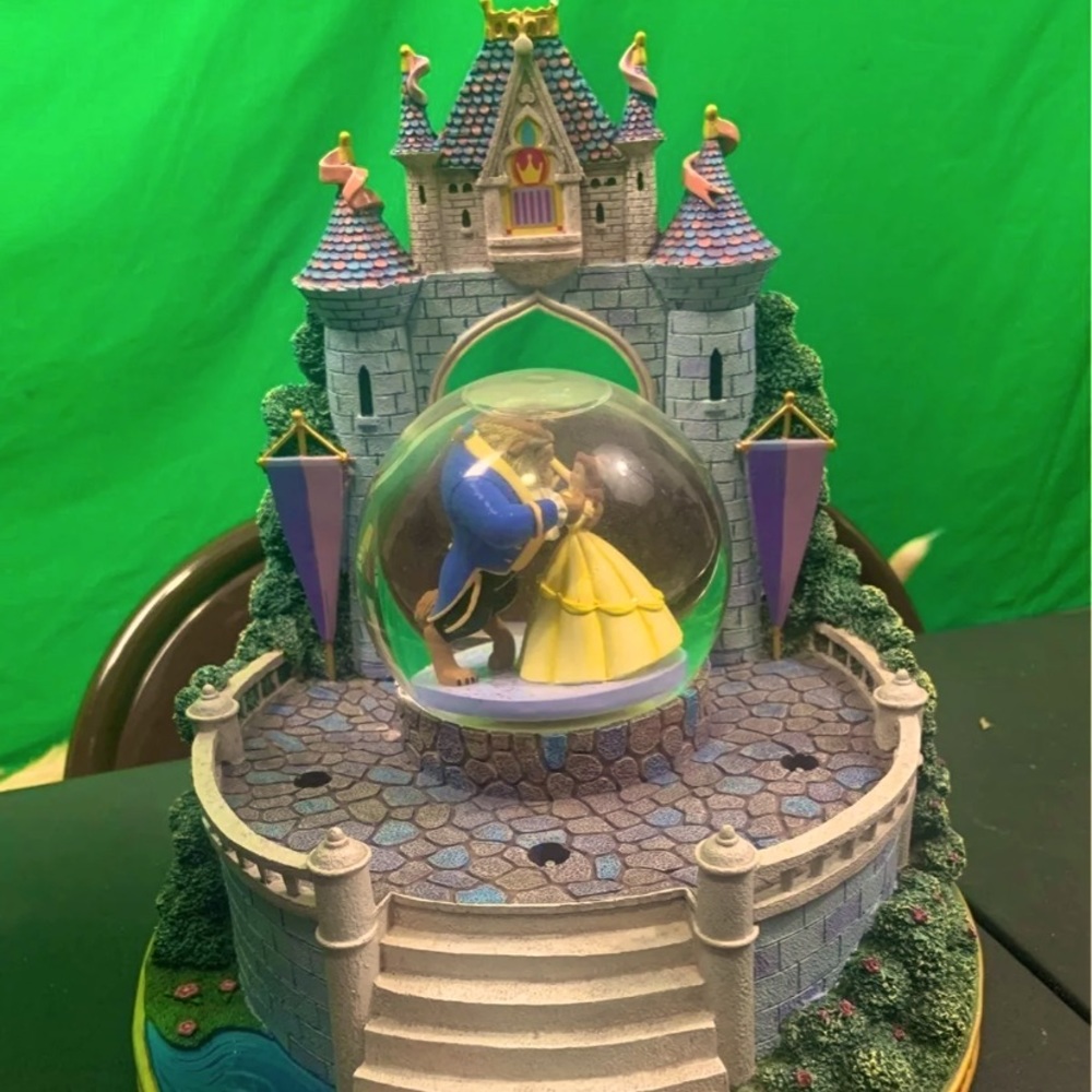 Disney Beauty & The Beast Mermaid Music Box Globe